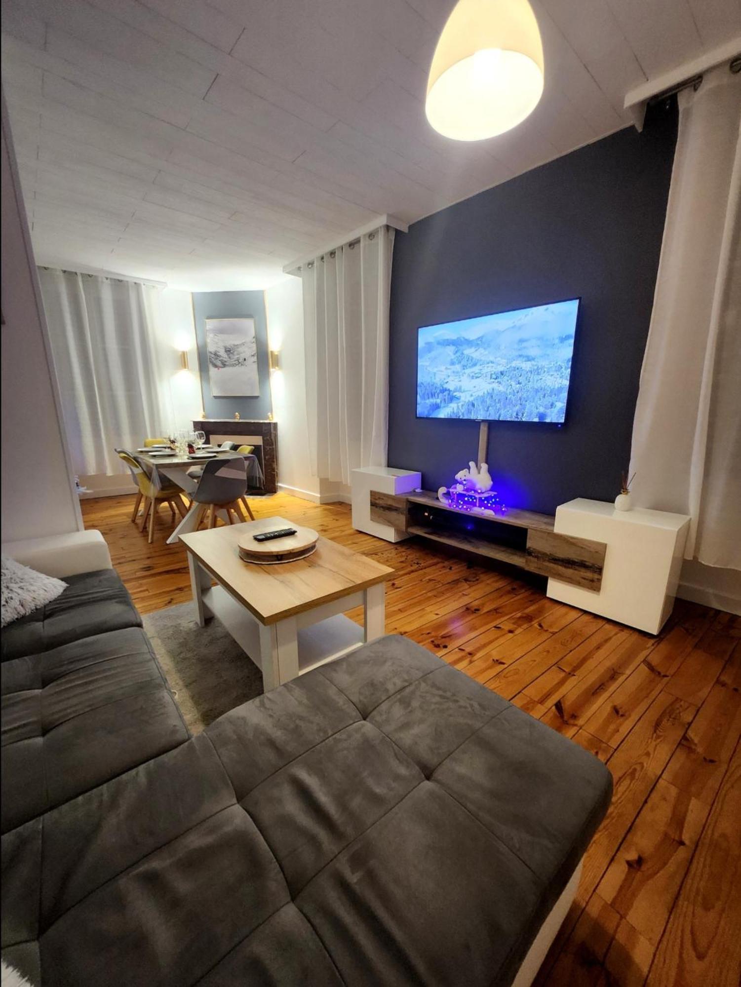 Chaleureux Appartement Refait A Neuf 塞尔河畔维克 外观 照片