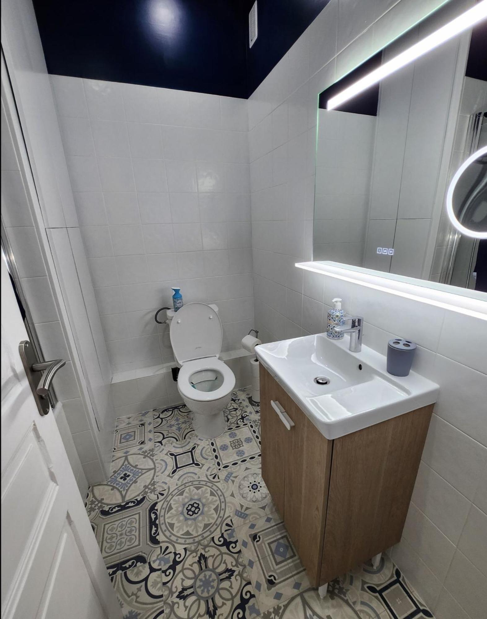 Chaleureux Appartement Refait A Neuf 塞尔河畔维克 外观 照片