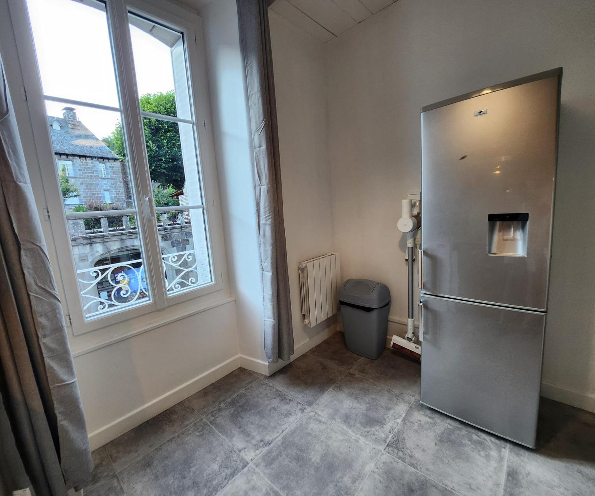 Chaleureux Appartement Refait A Neuf 塞尔河畔维克 外观 照片