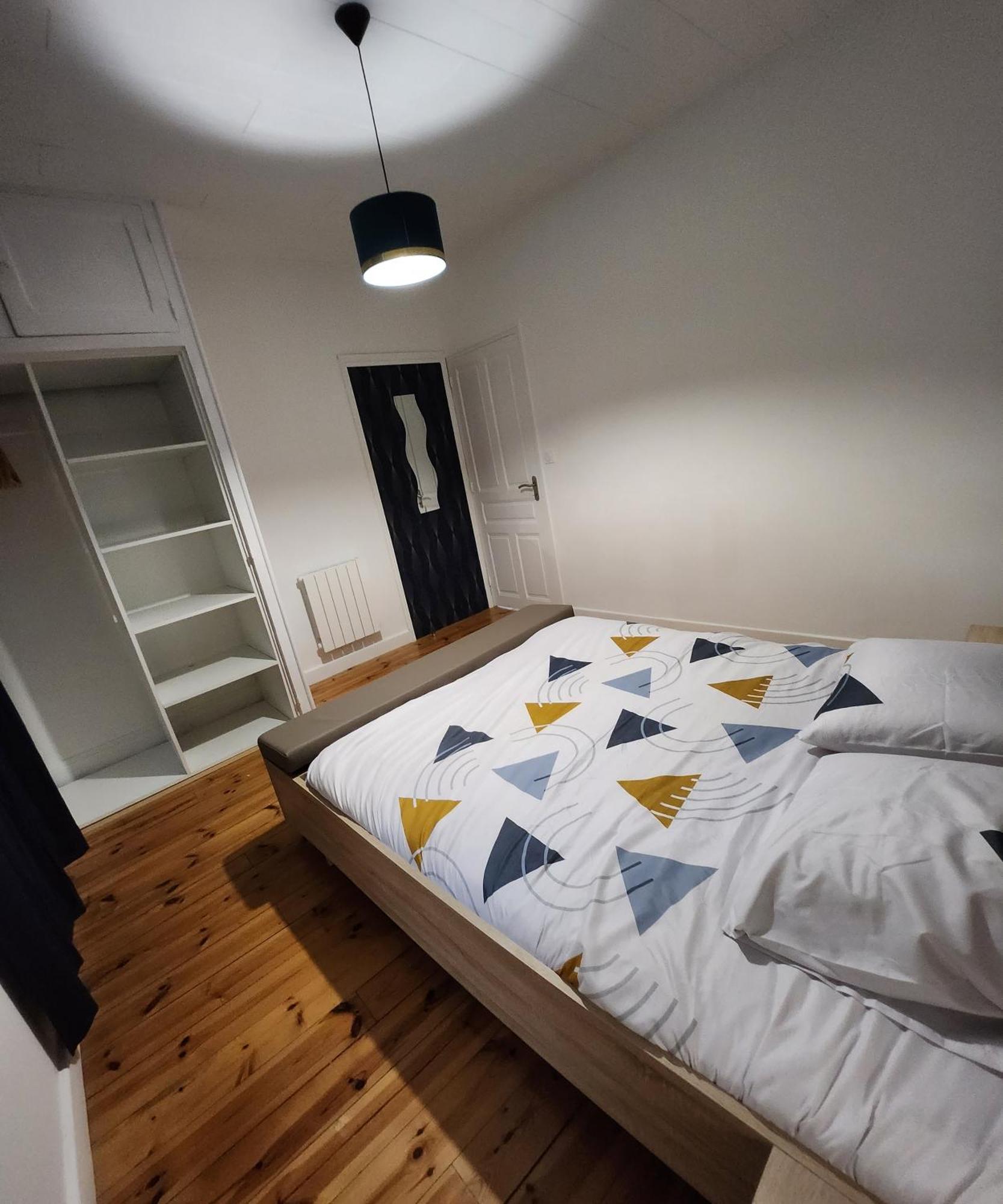 Chaleureux Appartement Refait A Neuf 塞尔河畔维克 外观 照片