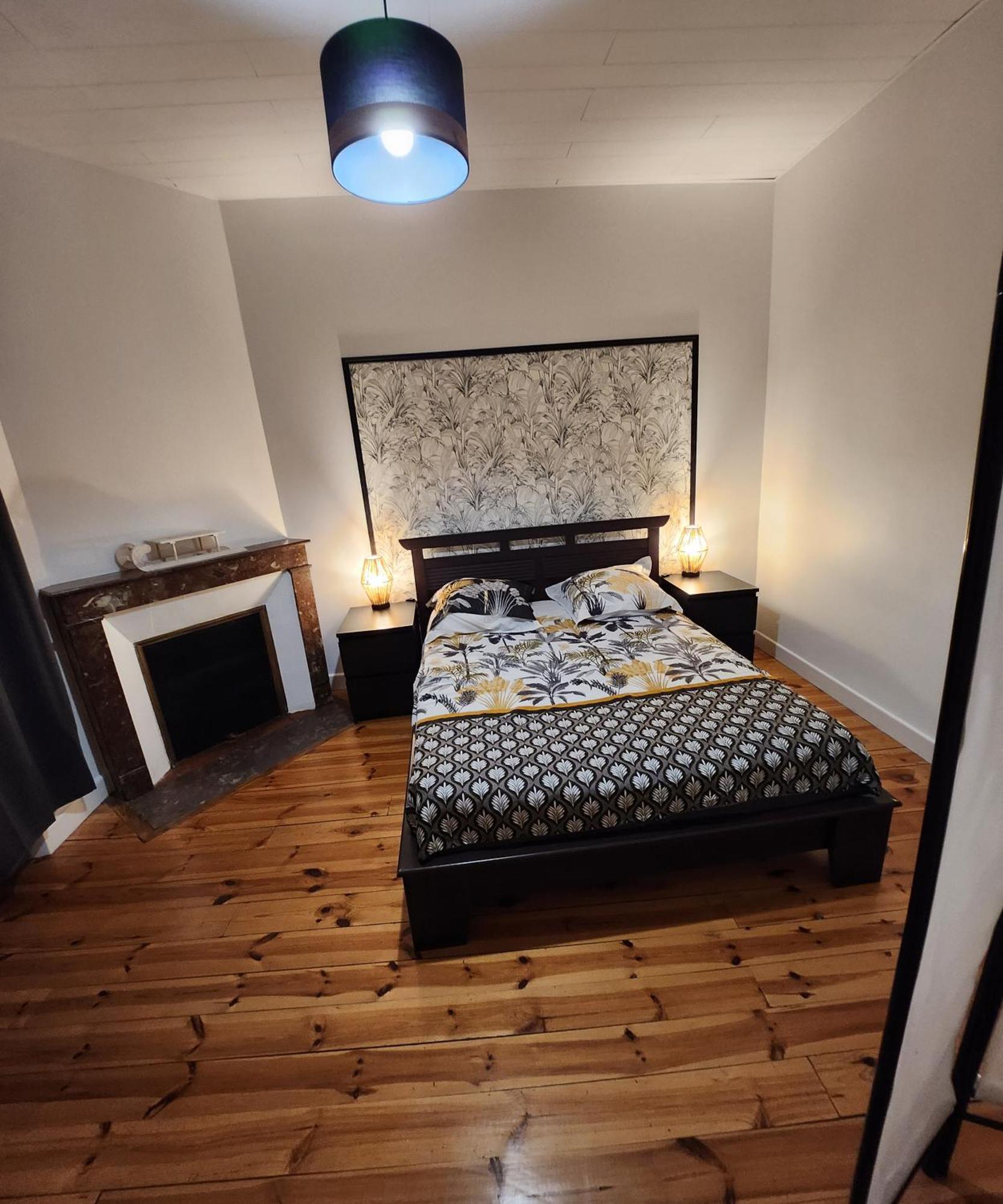 Chaleureux Appartement Refait A Neuf 塞尔河畔维克 外观 照片